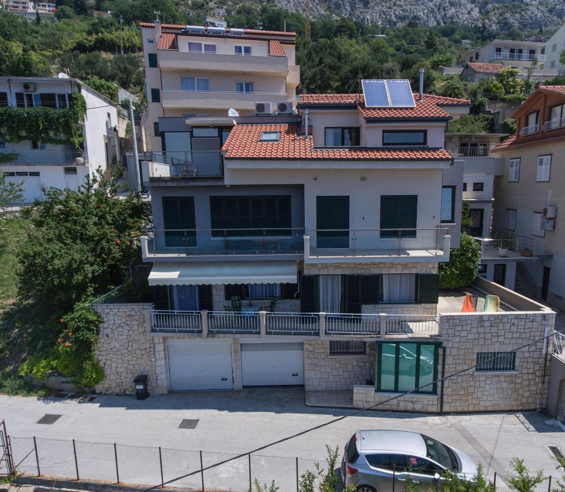 Apartment Iva Omiš Exterior foto